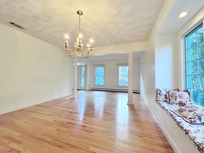 Building Photo - 24 Nugent Ln