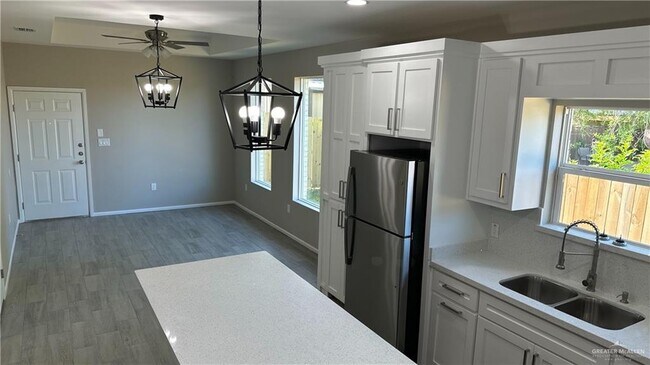 Foto del edificio - 15 Chapa Ave