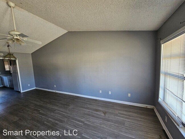 Building Photo - 2 br, 2 bath House - 829 Fox Lake Drive