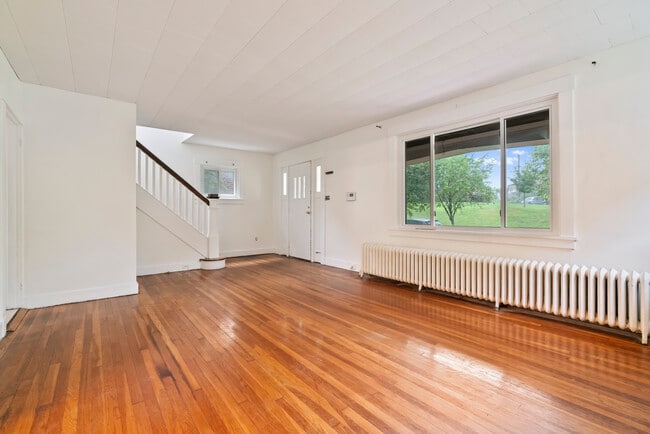 Building Photo - 3001 Mount Allister Rd