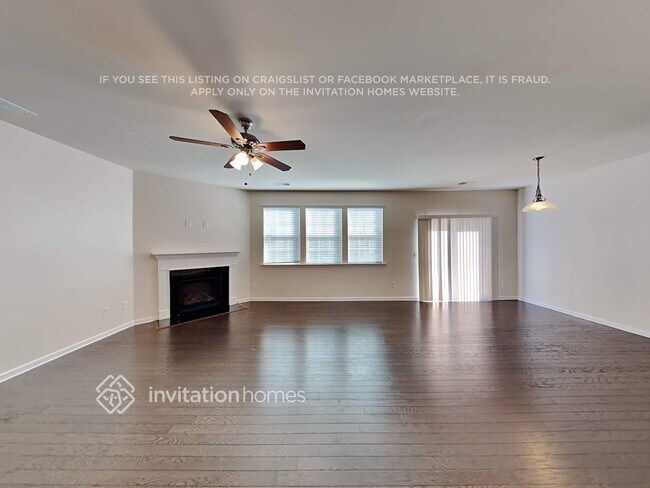 Foto del edificio - 13422 Hyperion Hills Ln