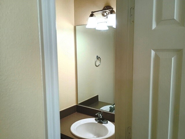 Foto del edificio - 23862 Pebworth Pl