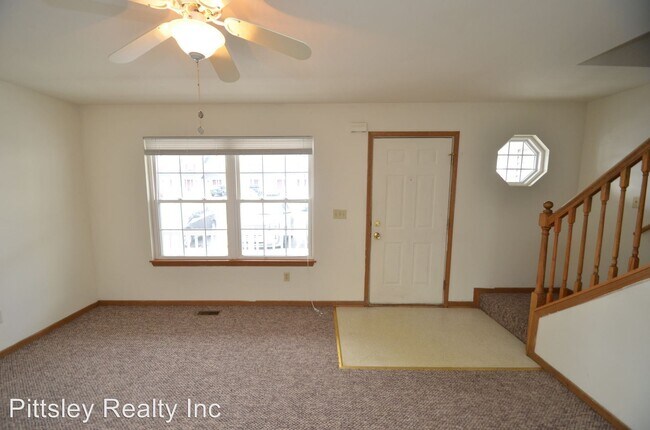 Foto del edificio - 4 br, 2.5 bath Apartment - 768 Fotis Drive