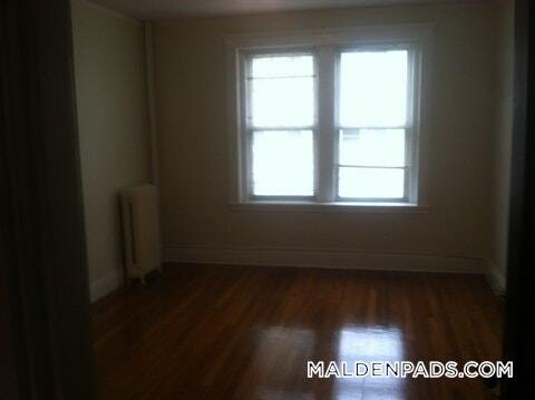 Foto del edificio - 349 Pleasant St