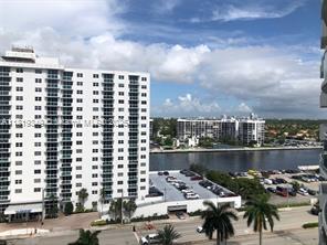 Foto del edificio - 3001 S Ocean Dr