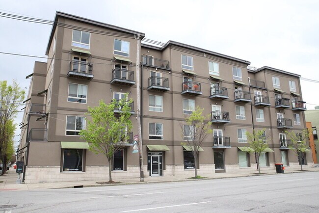 Foto del edificio - Two bedroom Rental at SoHo Lofts in NuLU