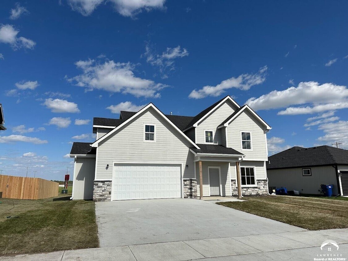 2526 Elm St, Eudora, KS 66025 House Rental in Eudora, KS