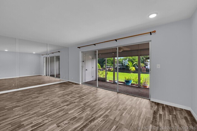 Foto del edificio - 342 Southwind Dr