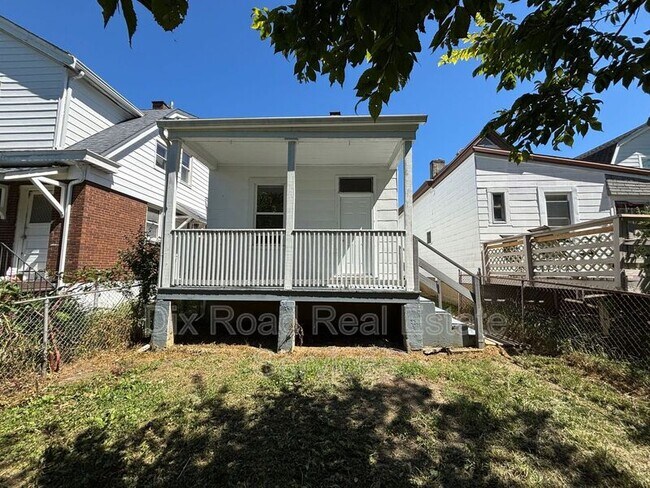 Foto del edificio - 1741 Iliff Ave