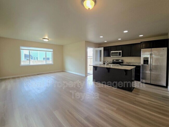 Foto del edificio - 4741 Parker St