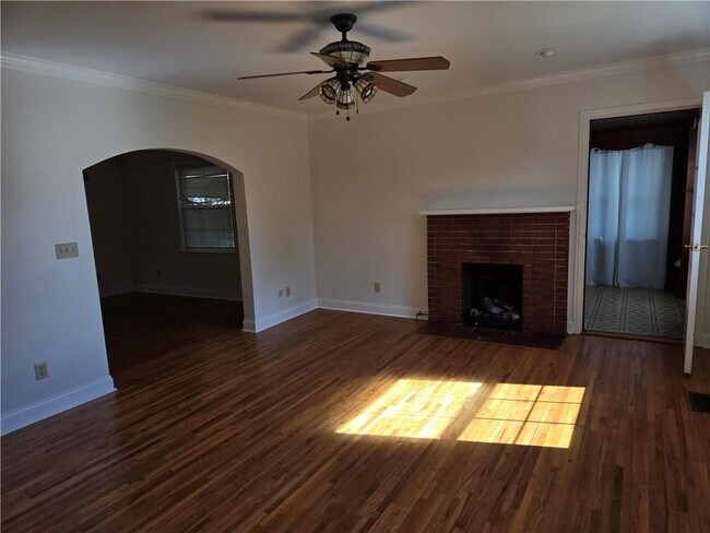 Foto del edificio - 11954 Fairmount Hwy SE