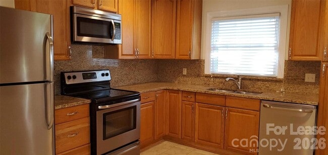 Building Photo - 2019 Kenilworth Ave