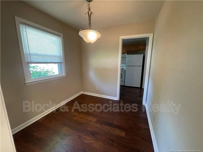 Foto del edificio - 3324 Gables Dr