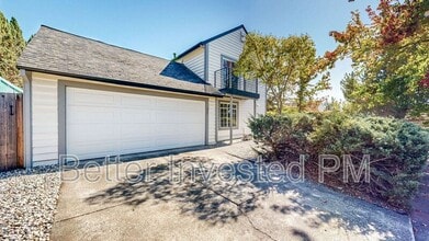 Building Photo - 657 Rinaldo St