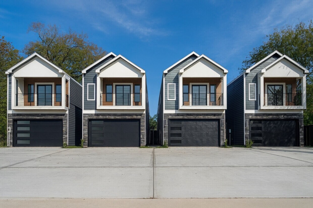 Foto principal - 2429 Parker Rd