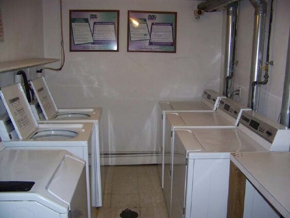 Laundry Facilities - Gardner Commons