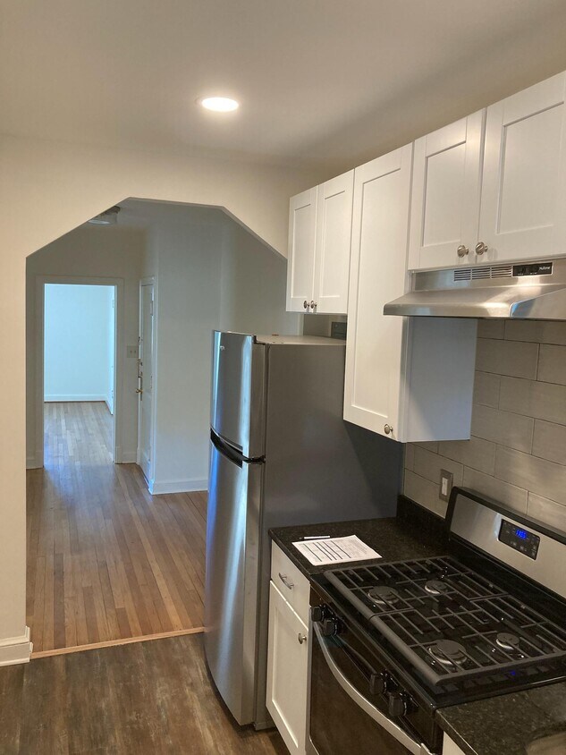 Kitchen - 3603 43rd Ave