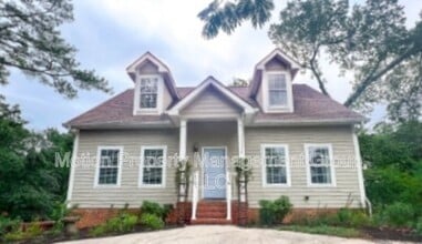 Building Photo - 367 Rowe Rd