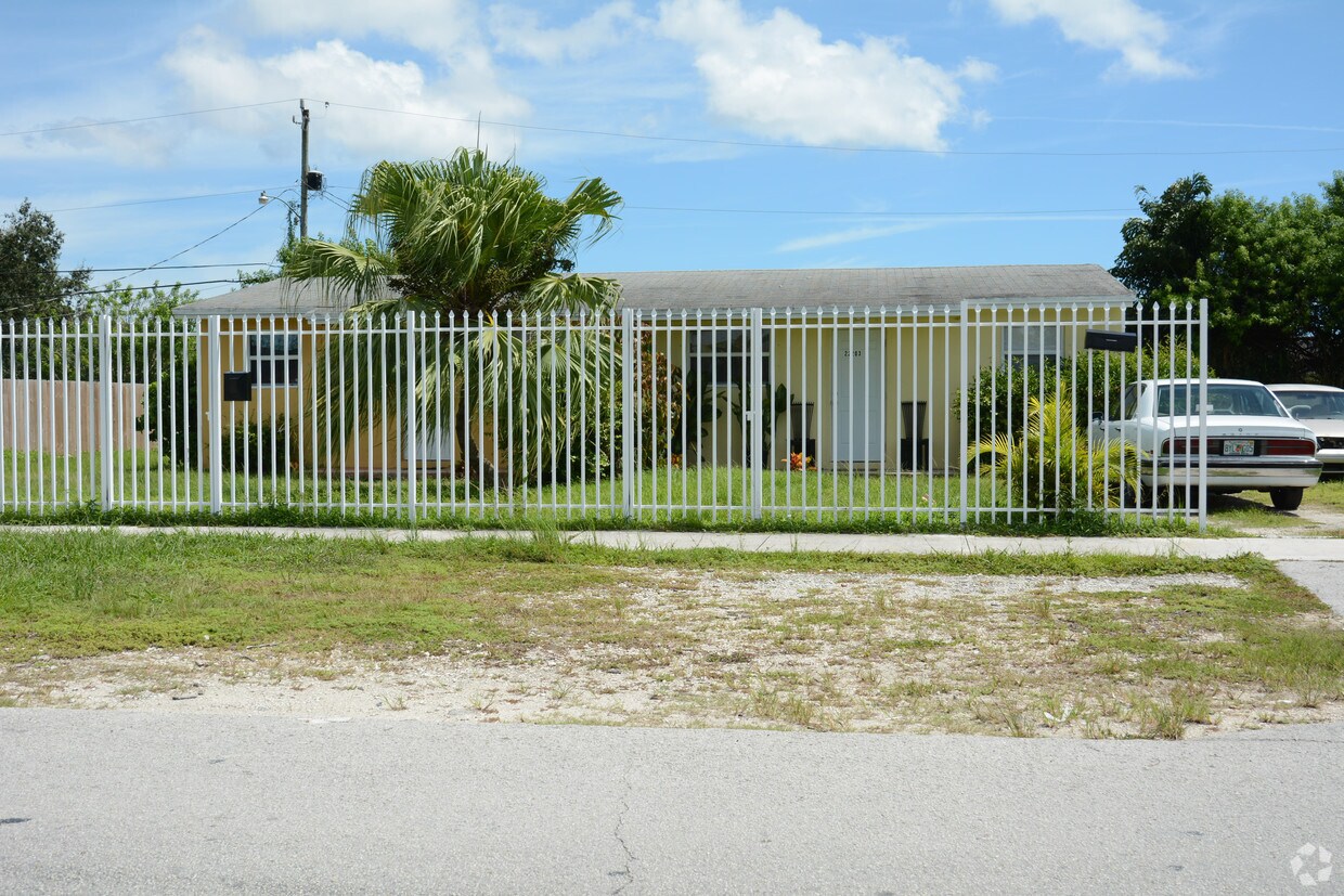 22201 -22335 SW 117th Ave - 22201-22335 SW 117th Ave