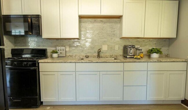 Foto del edificio - 277 Roderick Dr