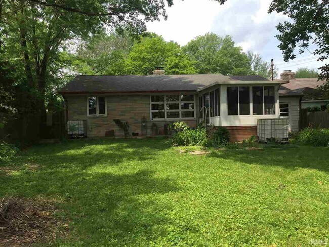 Building Photo - 209 S Hillsdale Dr