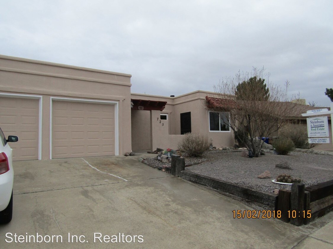 Primary Photo - 3 br, 2 bath House - 725 Homestead Circle