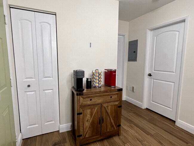 Foto del edificio - 4728 NW 114th Ave