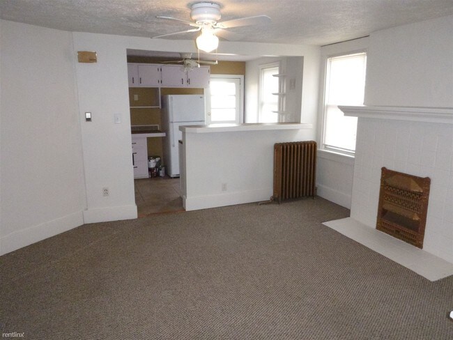 Building Photo - 367 Coltart Ave