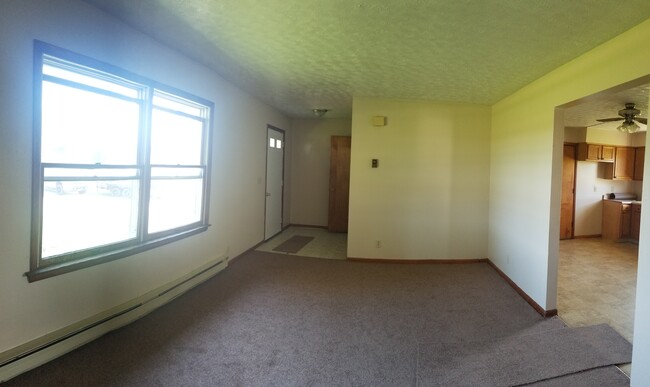 Living Room - 3226 Shaffer Rd
