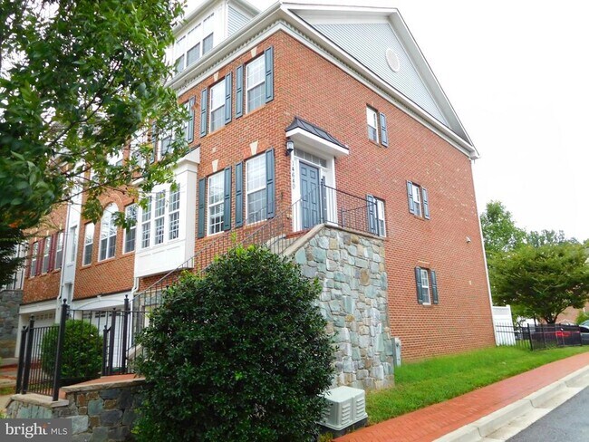 Building Photo - 14640 Briarley Pl