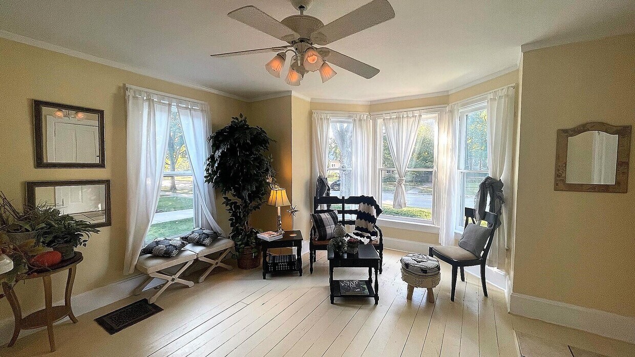 Foto principal - 1121 Wisconsin St