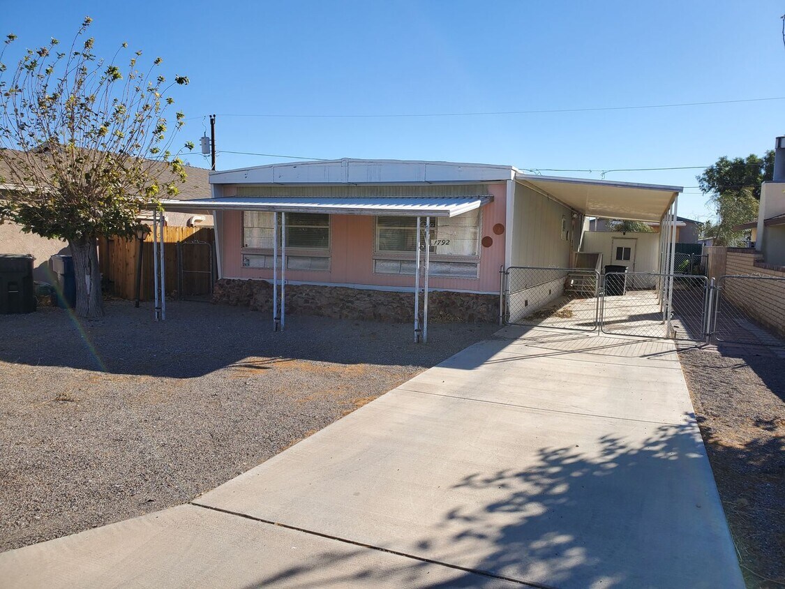 Primary Photo - 2 Bedroom Mobile Close to the River