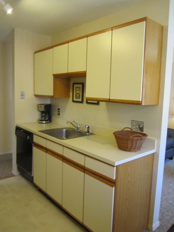 Foto del edificio - 210 Regency Park Dr