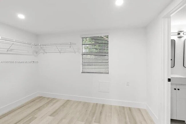 Foto del edificio - 8501 NW 31st Ave