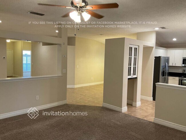 Foto del edificio - 4422 Weeping Willow Cir