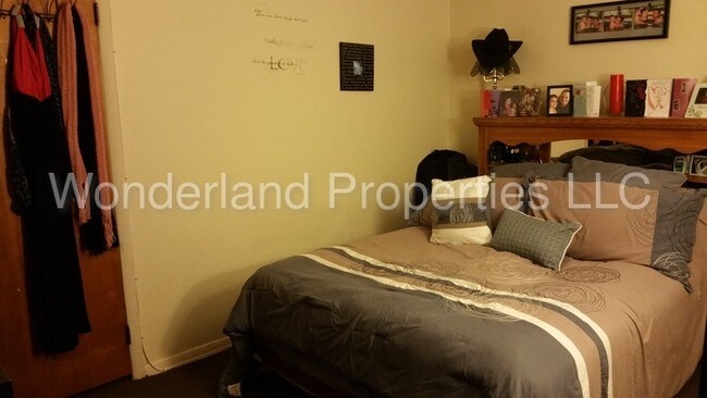 Foto del edificio - 4327 Ridge Rd