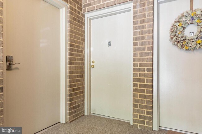 Foto del edificio - 2100 Green Watch Way