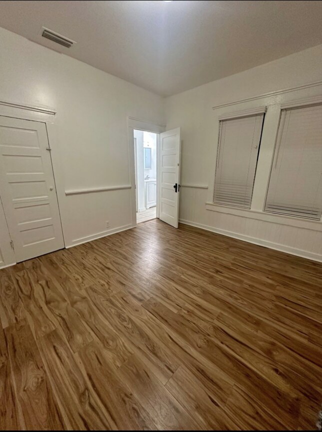 Foto del edificio - 8110 N 10th St