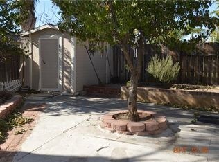 Foto del edificio - 10909 Manchester St