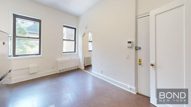 Building Photo - 455 Second Avenue