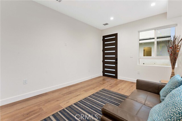 Building Photo - 4559 W 18th St