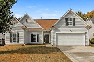 Building Photo - 11878 Meadhaven Dr