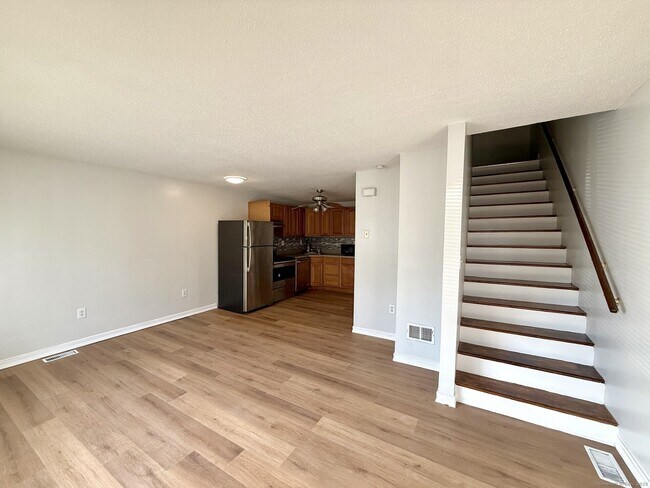 Foto del edificio - 151 Newington Ave