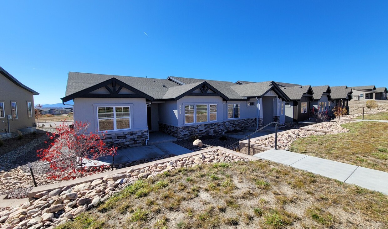 Foto principal - 9426 Wolf Valley Dr.