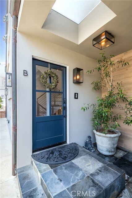 Building Photo - 433 Marine Pl