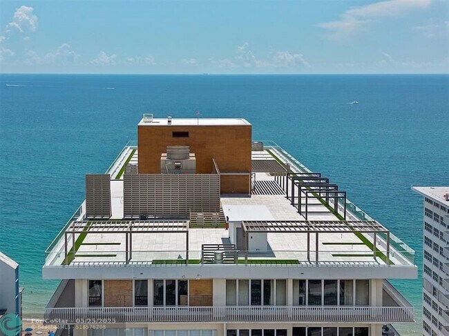 Foto del edificio - 4020 Galt Ocean Dr