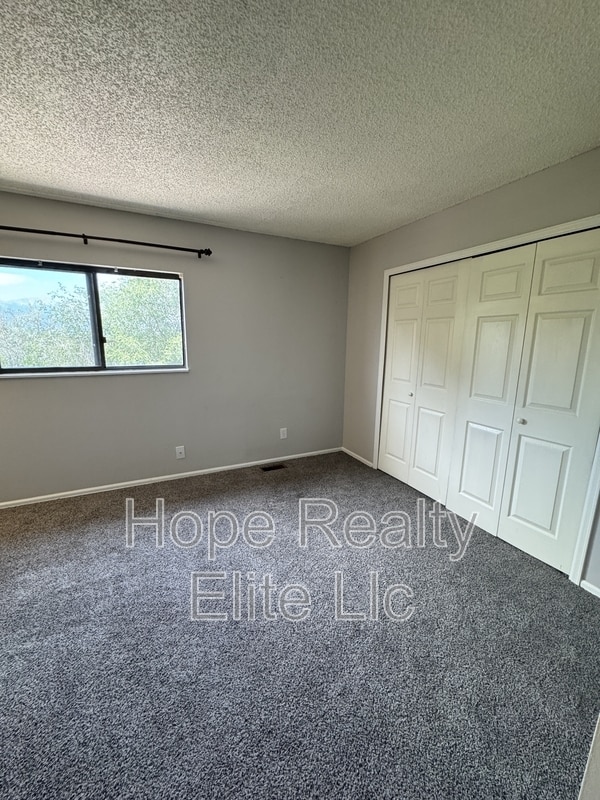 Building Photo - 3762 Oro Blanco Dr