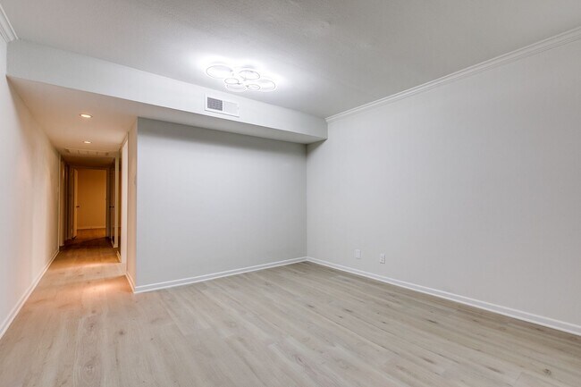 Foto del edificio - 3-BEDROOM CONDO AT THE GEORGIAN CONDOMINIUMS