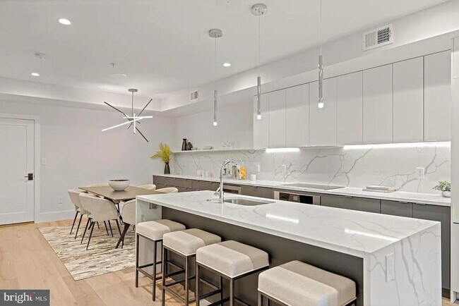 Foto del edificio - 1128 6th St NW