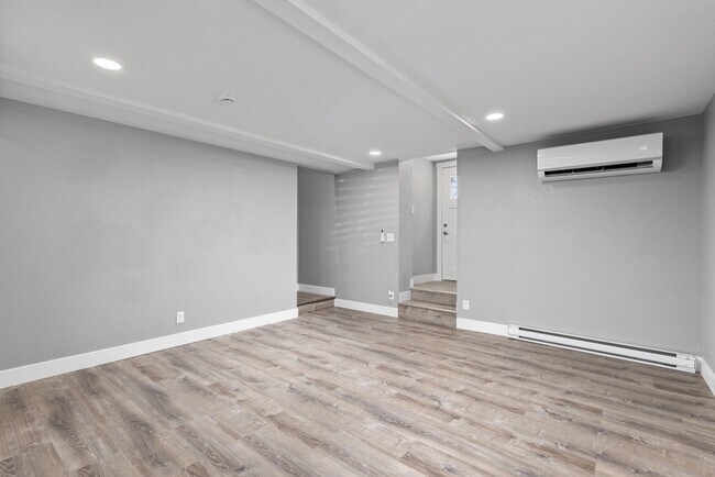 Foto del edificio - 1213 12th St